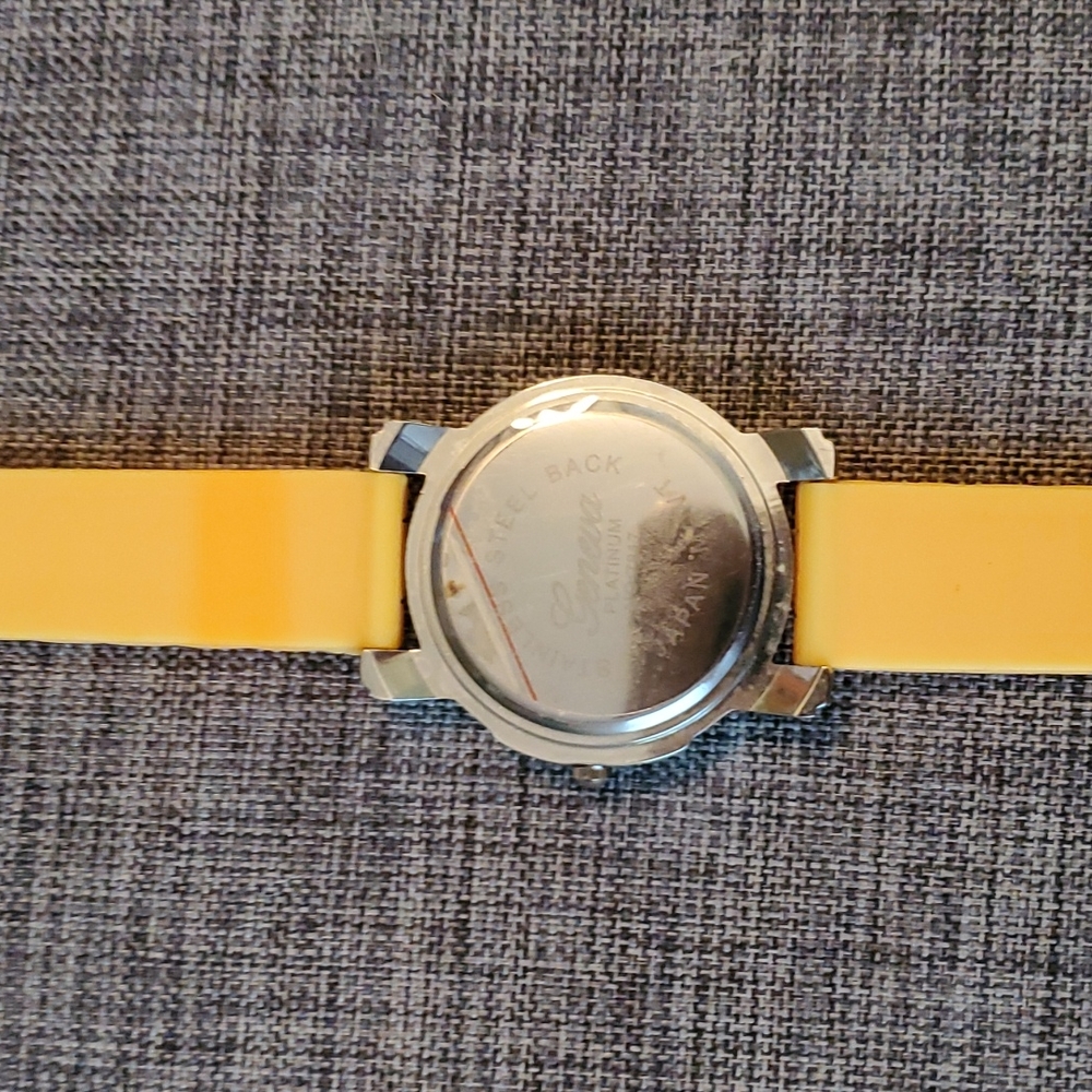 Fun watch - Picture 4 of 4
